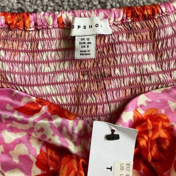 NWT TOPSHOP floral top - Picture 4 of 4